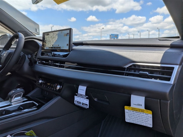 2026 Mitsubishi Outlander SE:MI30420