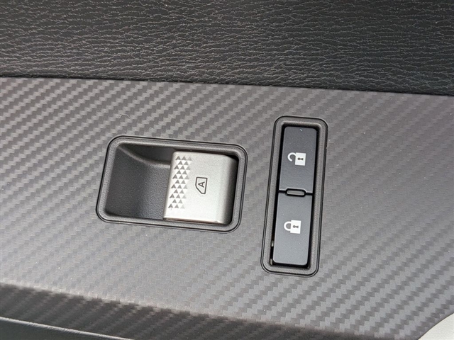 2026 Mitsubishi Outlander SE:MI30150