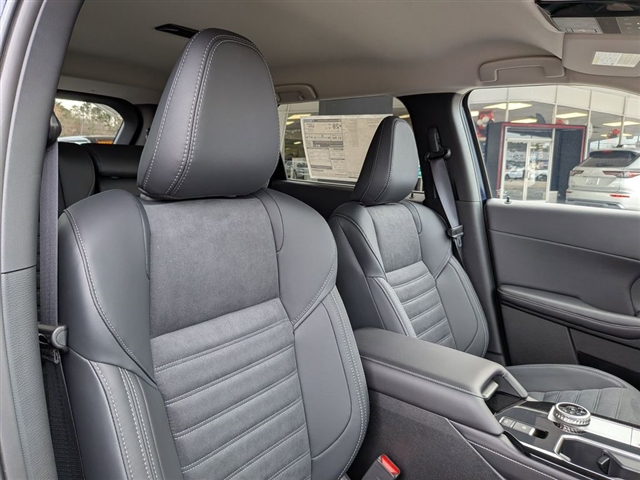 2026 Mitsubishi Outlander SE:MI30250