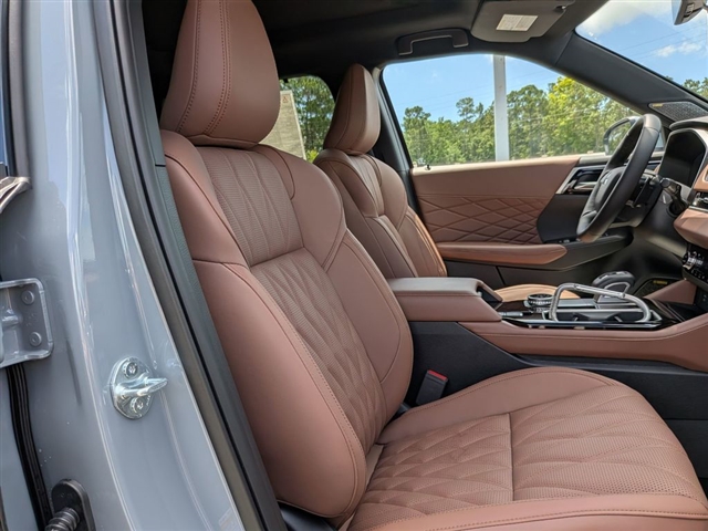 2025 Mitsubishi Outlander SEL:MM39610