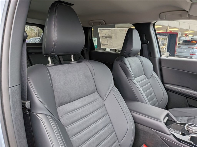 2026 Mitsubishi Outlander SE:MI130120