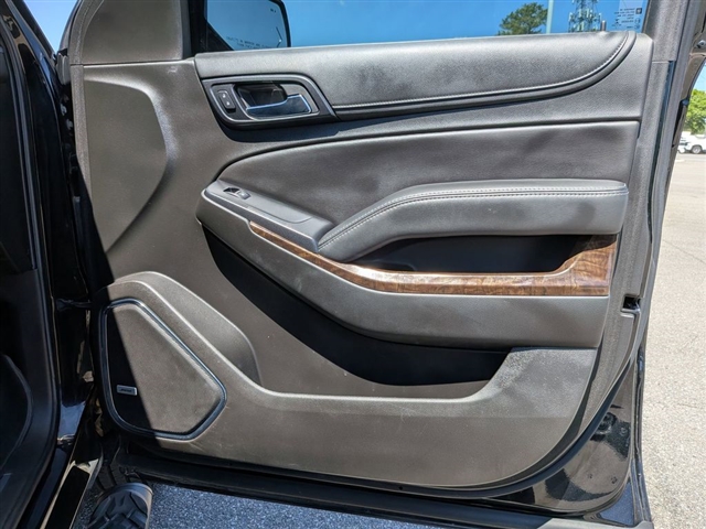 2017 Chevrolet Tahoe LT:02210UU