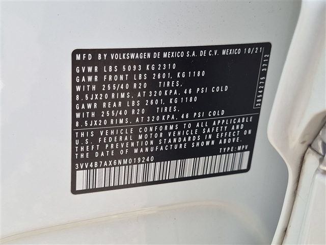 2022 Volkswagen Tiguan SEL R-LINE - Photo 37
