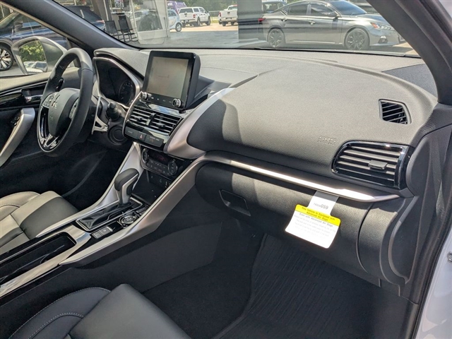 2025 Mitsubishi Eclipse Cross SEL:M241560