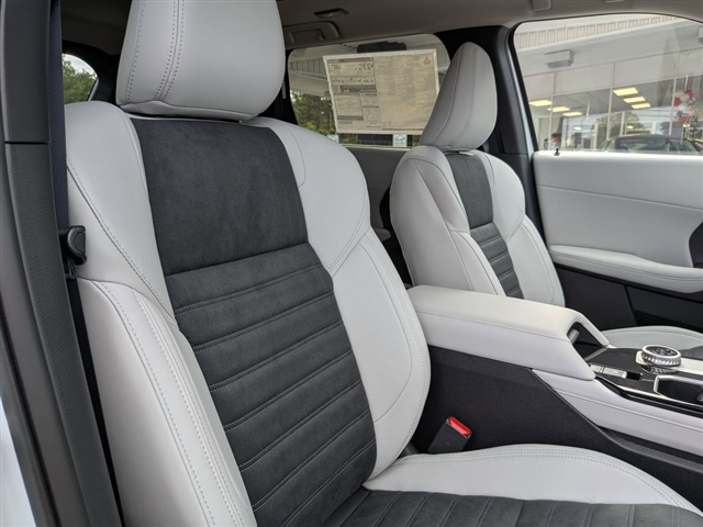 2025 Mitsubishi Outlander SE:MM39820