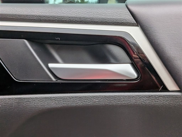2024 Mitsubishi Outlander SE:30283N