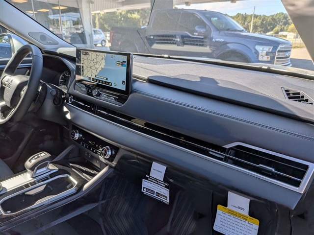 2025 Mitsubishi Outlander SE:MM39940