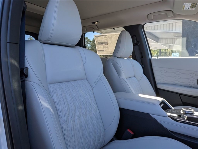 2025 Mitsubishi Outlander SEL:MM39860