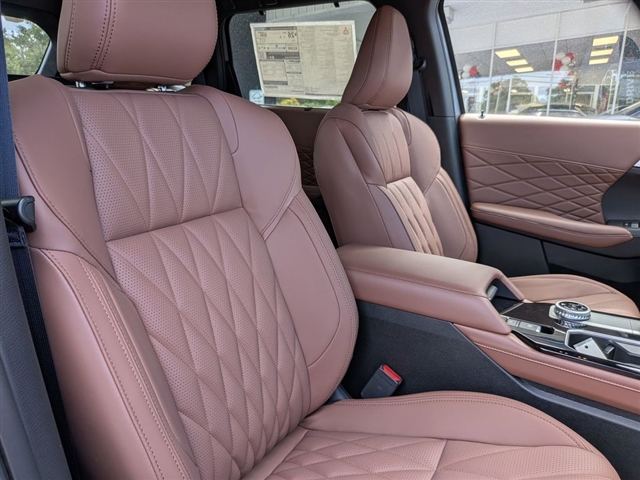 2025 Mitsubishi Outlander SEL:MM39760