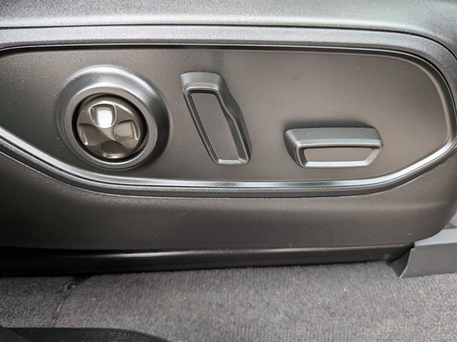 2022 Jeep Grand Cherokee Limited:02460UU