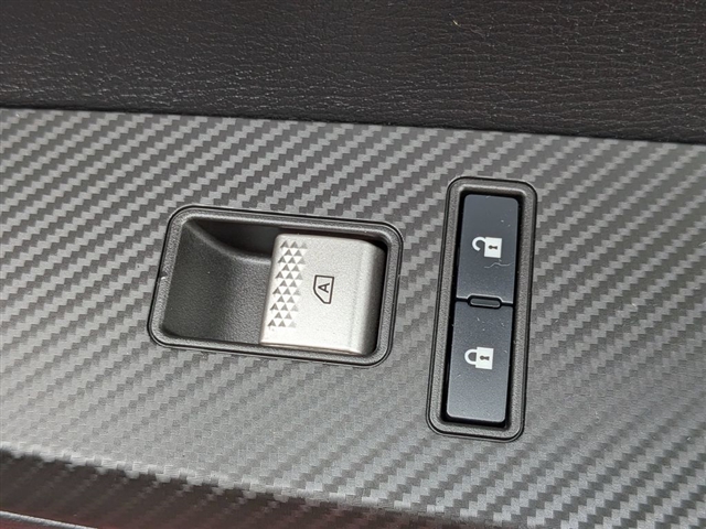 2024 Mitsubishi Outlander SE:30283N