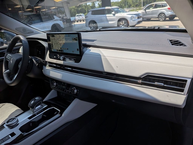 2025 Mitsubishi Outlander SEL:MM39710