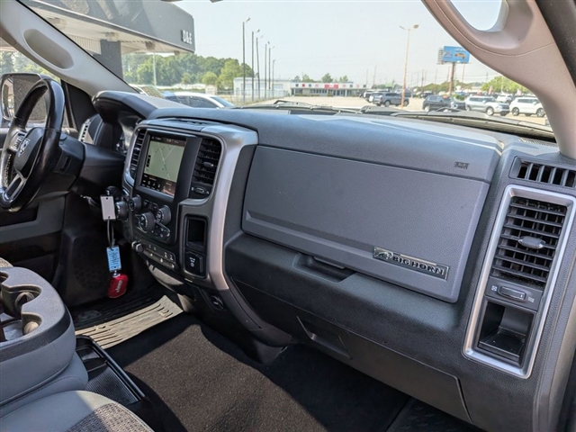 2018 RAM 1500 SLT:02170UU