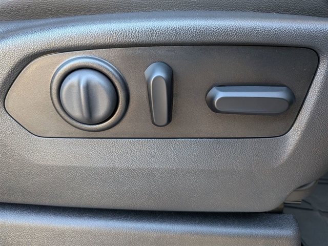 2020 Chevrolet Silverado 1500 High Country:02040UU