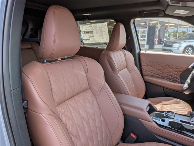 2025 Mitsubishi Outlander SEL:MU39520