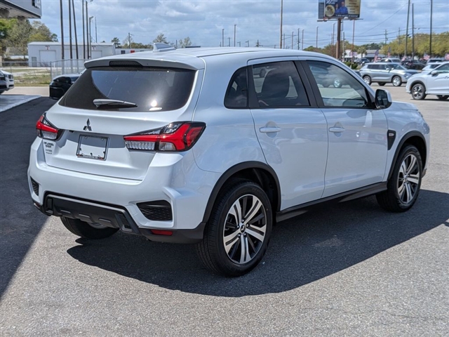 2026 Mitsubishi Outlander Sport SE:MI330340
