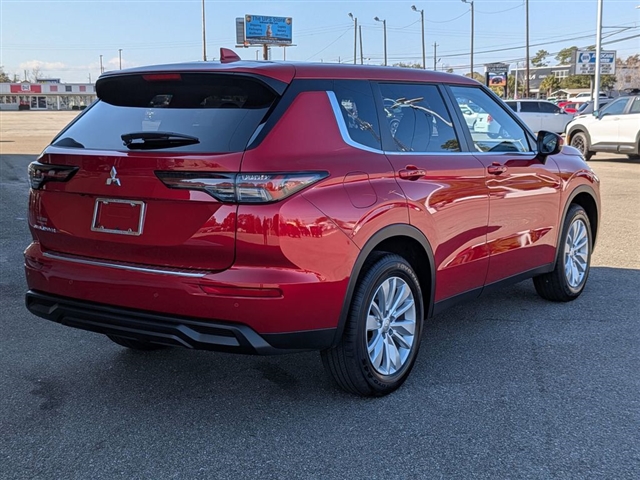 2026 Mitsubishi Outlander ES:MI30070