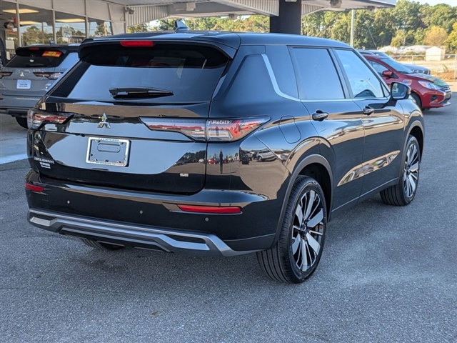 2025 Mitsubishi Outlander SE:MM39990