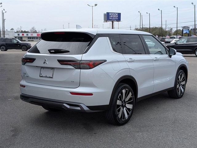 2026 Mitsubishi Outlander SE:MI30270