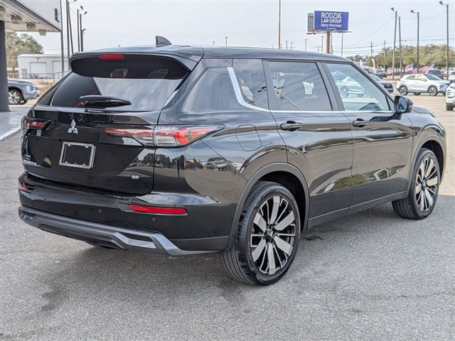 2026 Mitsubishi Outlander SE:MI30170