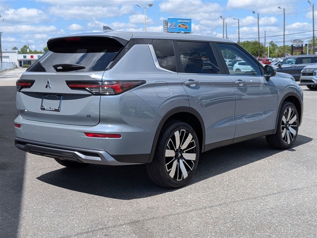 2026 Mitsubishi Outlander SE:MI30410