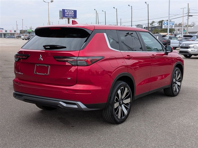 2026 Mitsubishi Outlander SE:MI30230