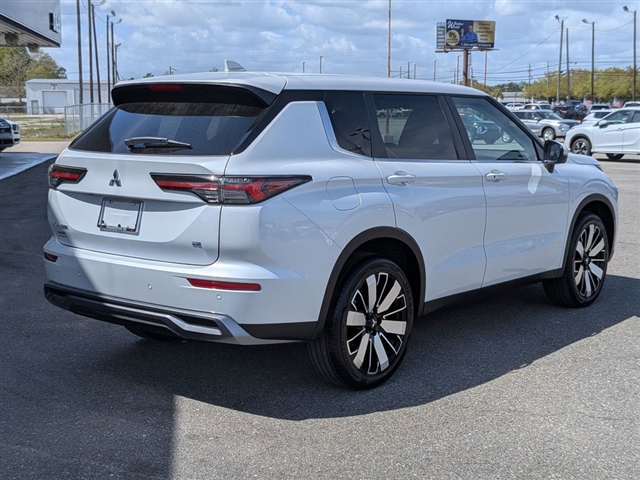 2026 Mitsubishi Outlander SE:MI30330