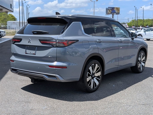 2025 Mitsubishi Outlander SEL:MU39520