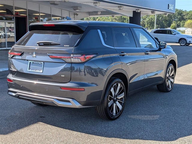 2025 Mitsubishi Outlander SE:MM139910