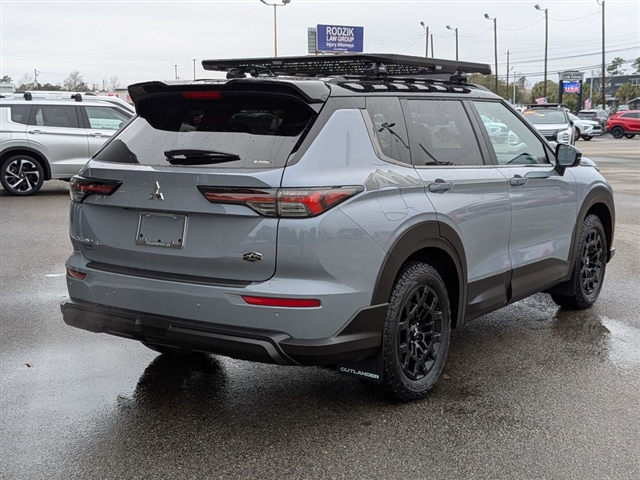 2026 Mitsubishi Outlander SE:MI130110