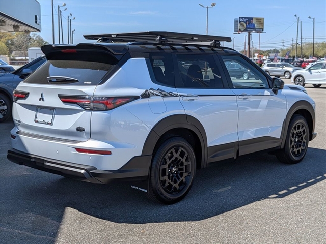 2026 Mitsubishi Outlander SE:MI130310