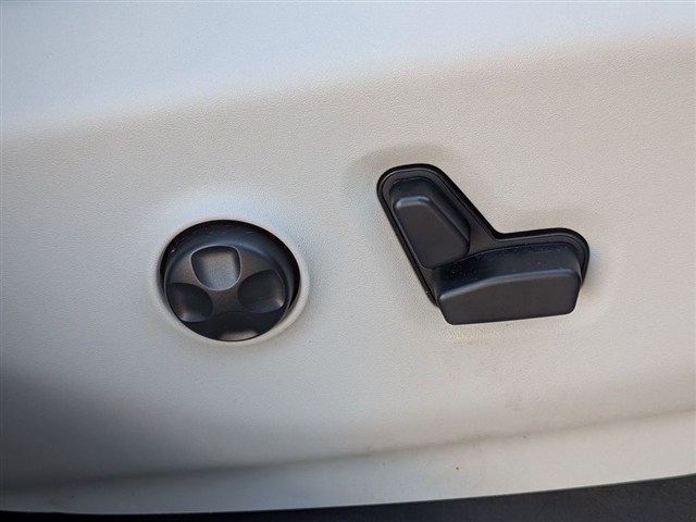 2017 Chrysler Pacifica Touring-L Plus:01870UU