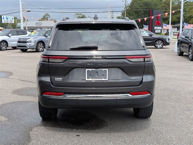2022 Jeep Grand Cherokee Limited:02460UU