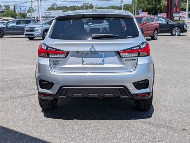 2026 Mitsubishi Outlander Sport SE:MI330400