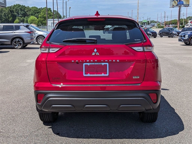 2025 Mitsubishi Eclipse Cross LE:M241570