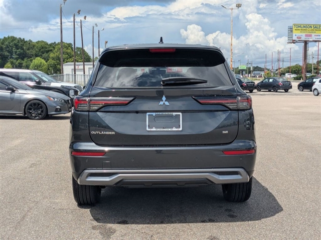 2025 Mitsubishi Outlander SE:MM39590
