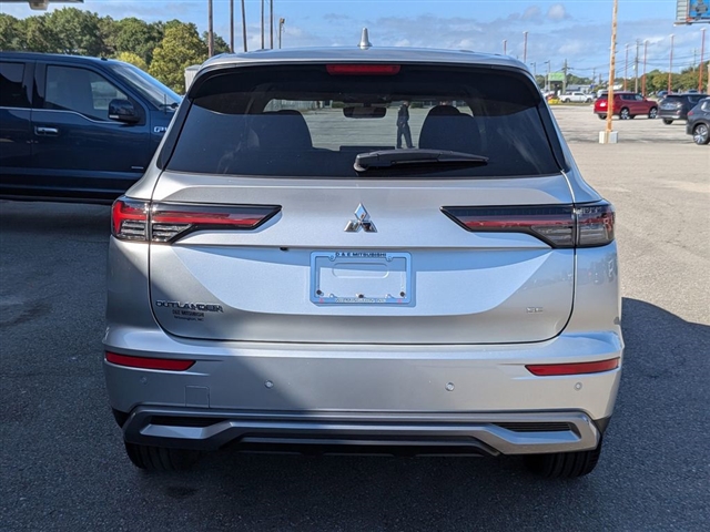 2025 Mitsubishi Outlander SE:MM39940