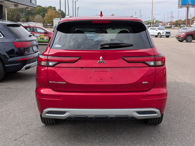 2023 Mitsubishi Outlander SE:39881N