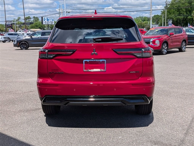 2026 Mitsubishi Outlander SE:MI30450