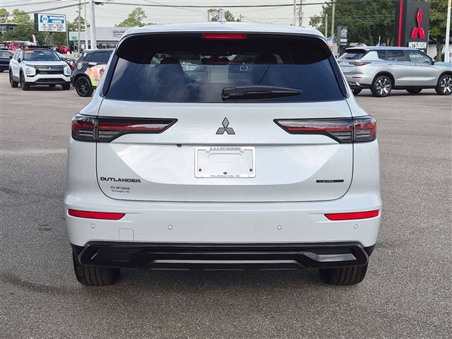 2026 Mitsubishi Outlander LE:MI30630