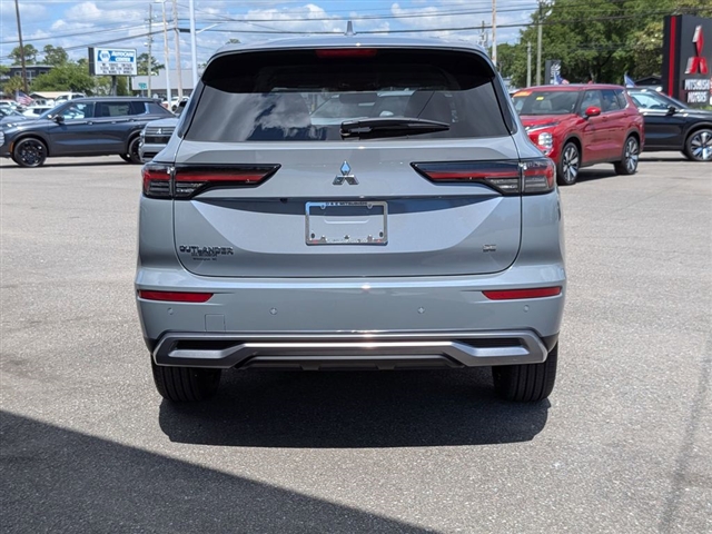 2026 Mitsubishi Outlander SE:MI30410