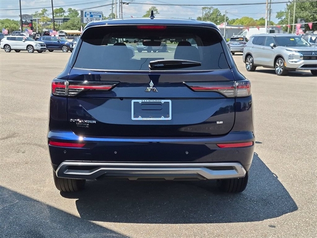 2026 Mitsubishi Outlander SE:MI30520