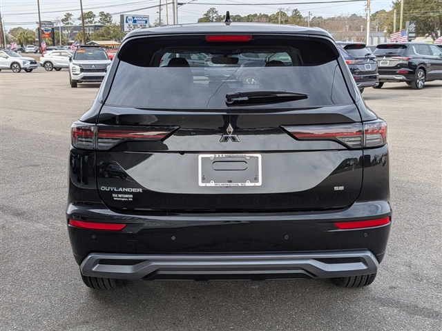 2026 Mitsubishi Outlander SE:MI30150