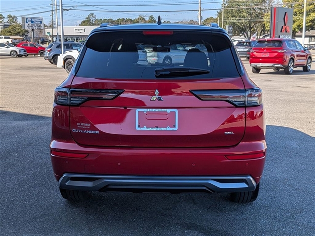 2026 Mitsubishi Outlander Black Edition:MI30060