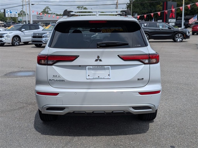 2022 Mitsubishi Outlander SEL Launch Edition:30253N