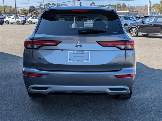 2022 Mitsubishi Outlander SEL Launch Edition:39772N