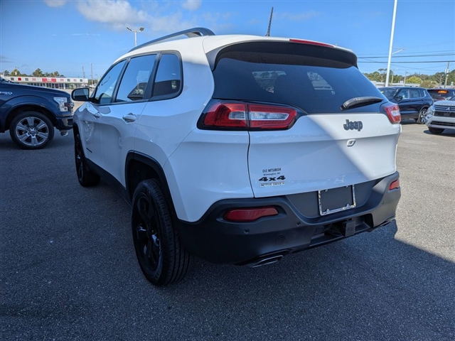 2017 Jeep Cherokee Limited:01780UU