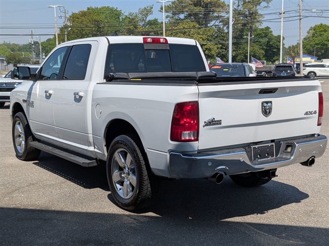2018 RAM 1500 SLT:02170UU