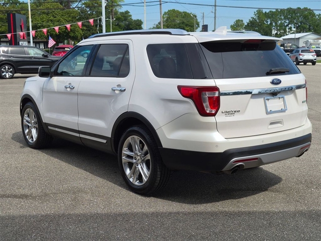 2017 Ford Explorer Limited:02560UU