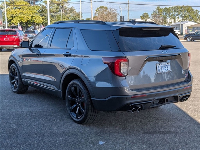 2022 Ford Explorer ST:02050UU